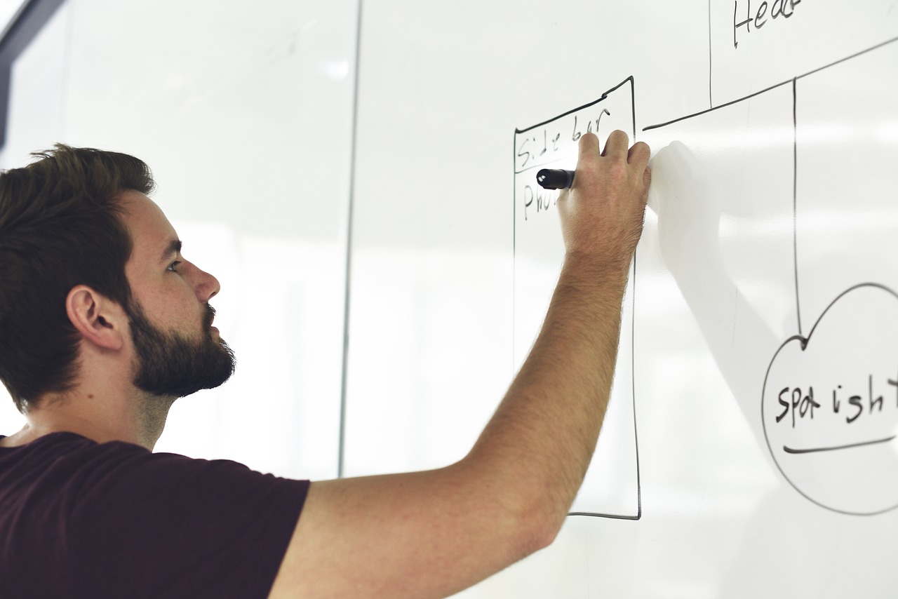 <span id="hs_cos_wrapper_name" class="hs_cos_wrapper hs_cos_wrapper_meta_field hs_cos_wrapper_type_text" style="" data-hs-cos-general-type="meta_field" data-hs-cos-type="text" >MTH Accelerator: Die ersten drei Startups ziehen ein</span>